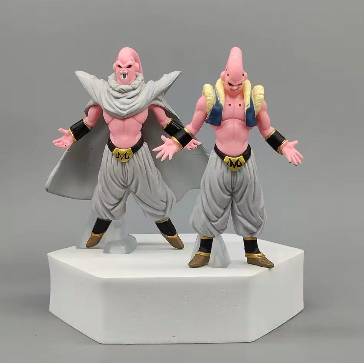 Tutte le Forme Di Majin Buu Set Da 8 Action Figure Dragon Ball